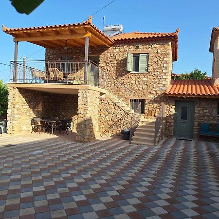 Villa Alonia Каламата Екстериор снимка