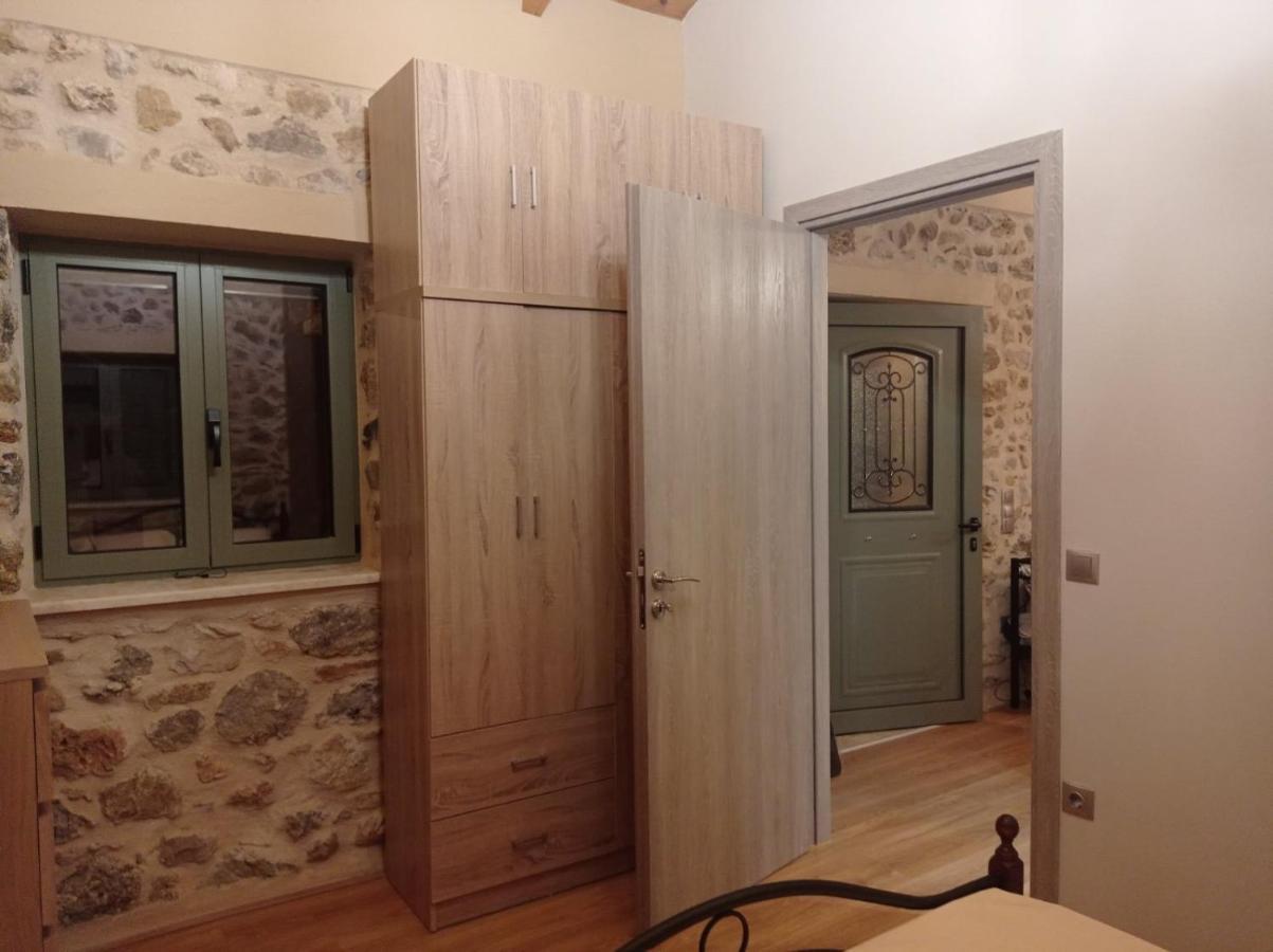 Villa Alonia Каламата Екстериор снимка